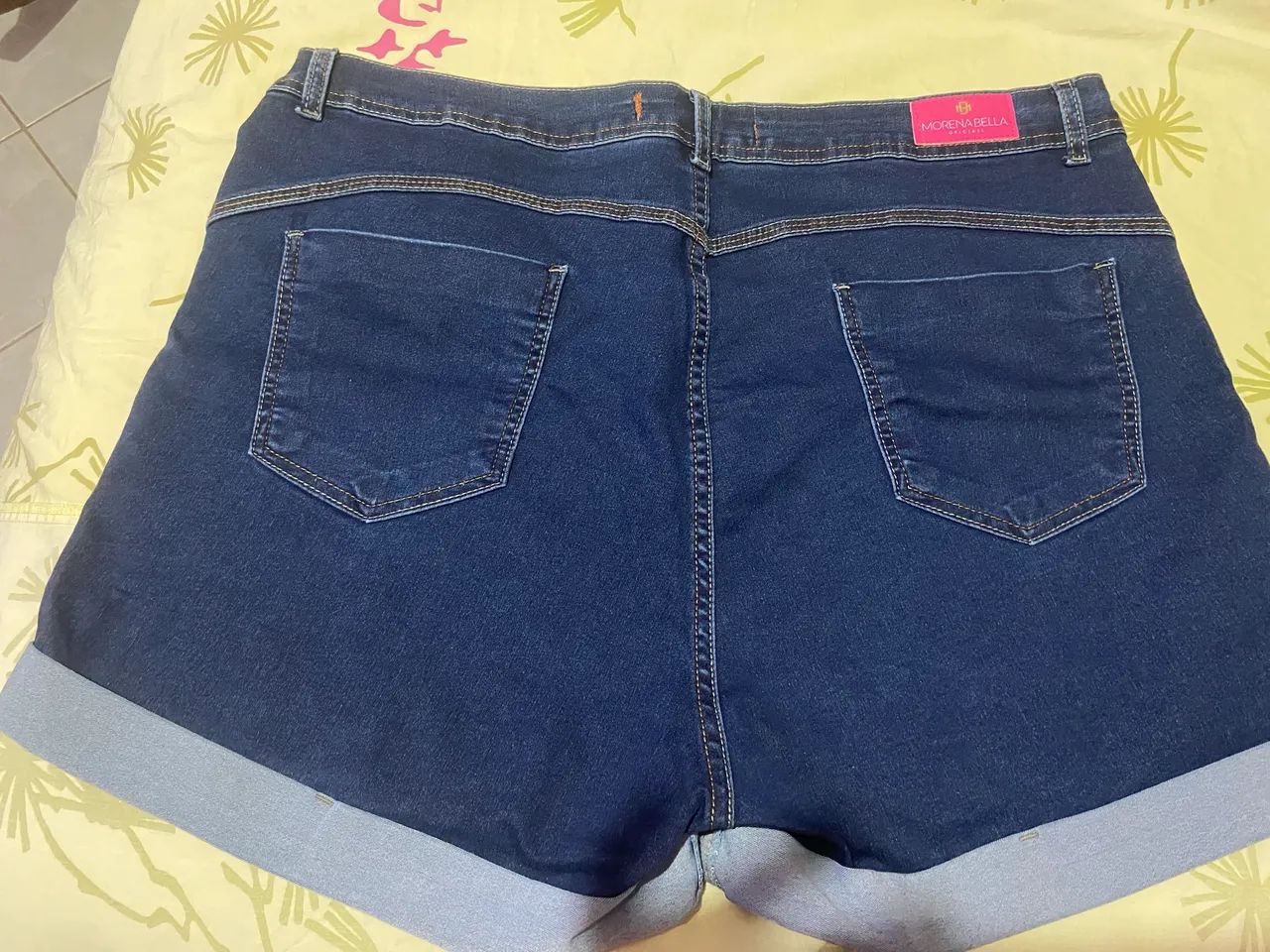 Short novo de pedrinhas 