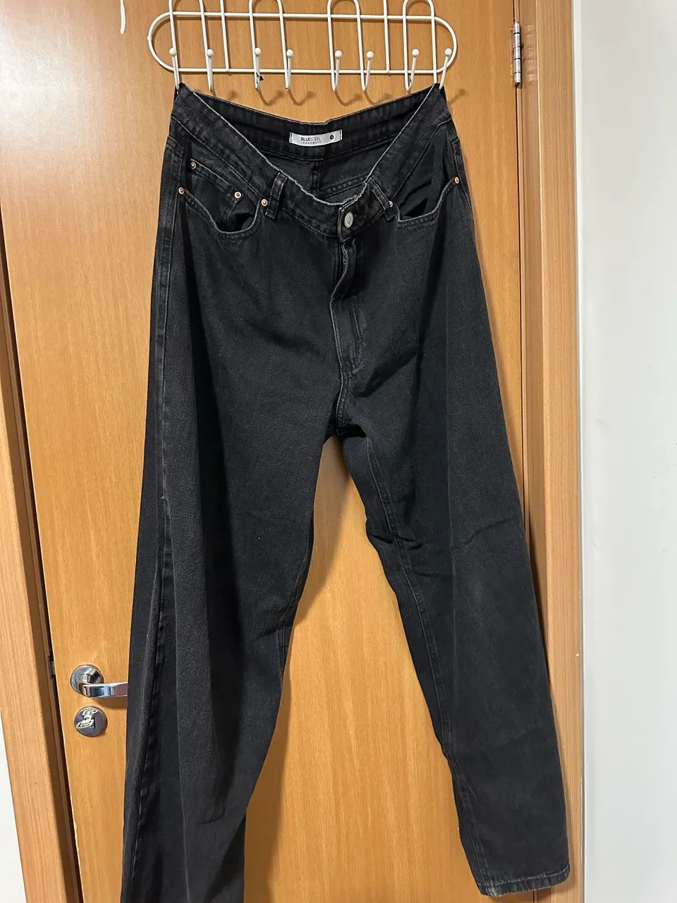 Calça Jeans preta, tam 46