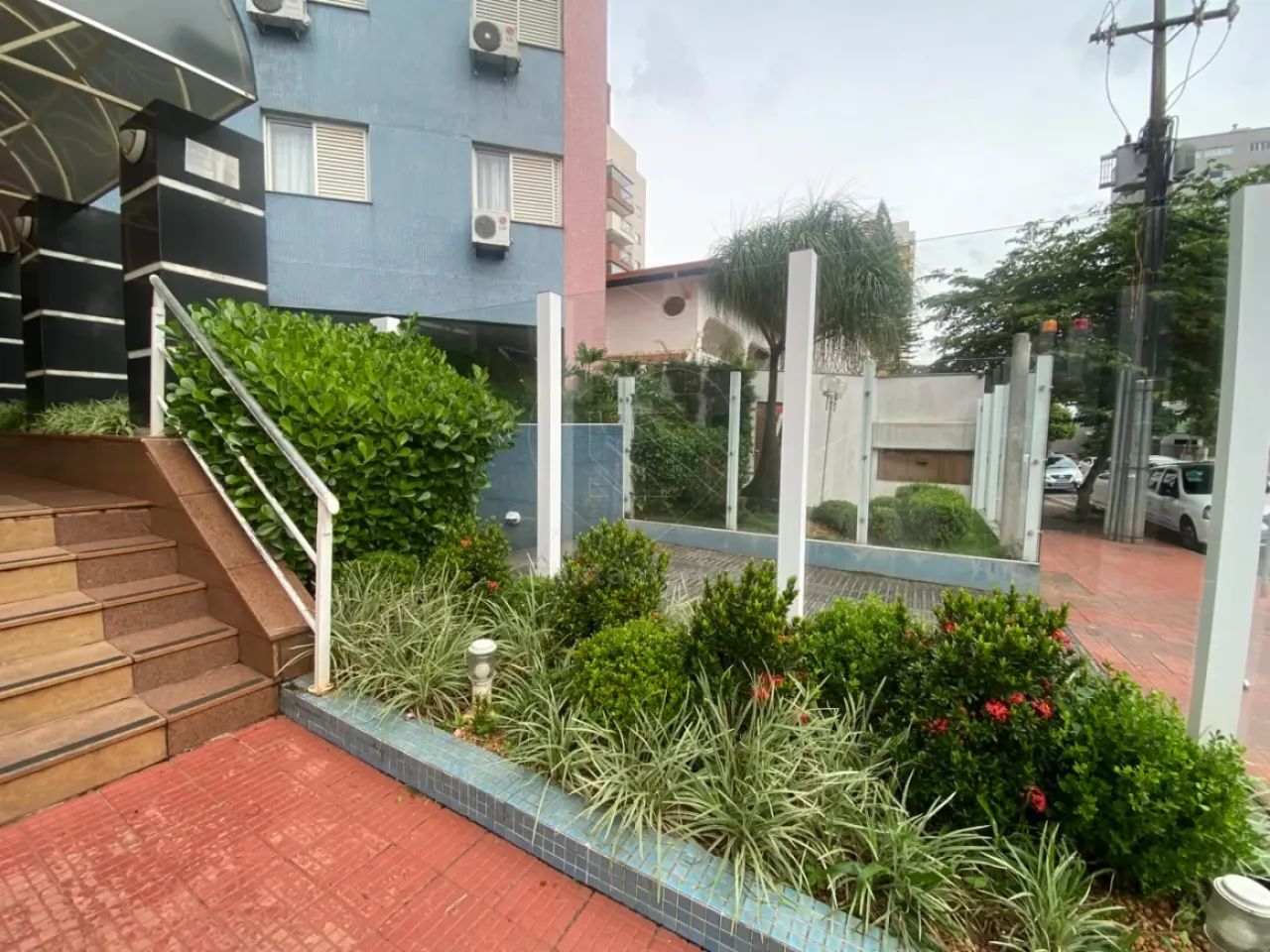Apartamento para locação com 3 quartos no Edifício Ravenna, Centro de Londrina - Foto 3