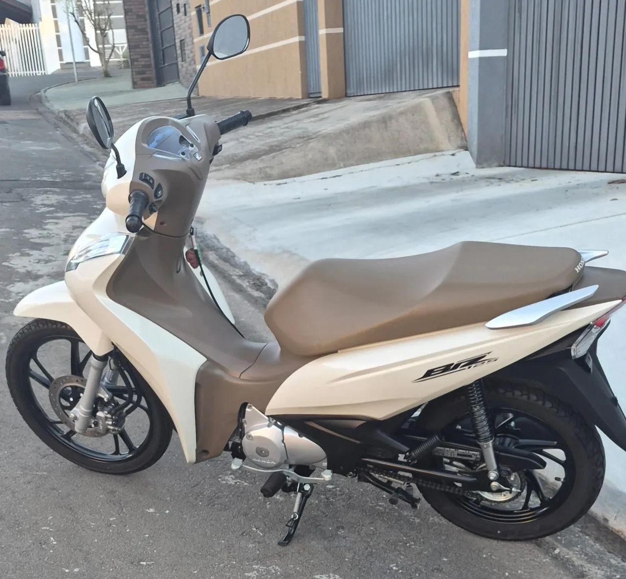 Biz 125 flex - Foto 3
