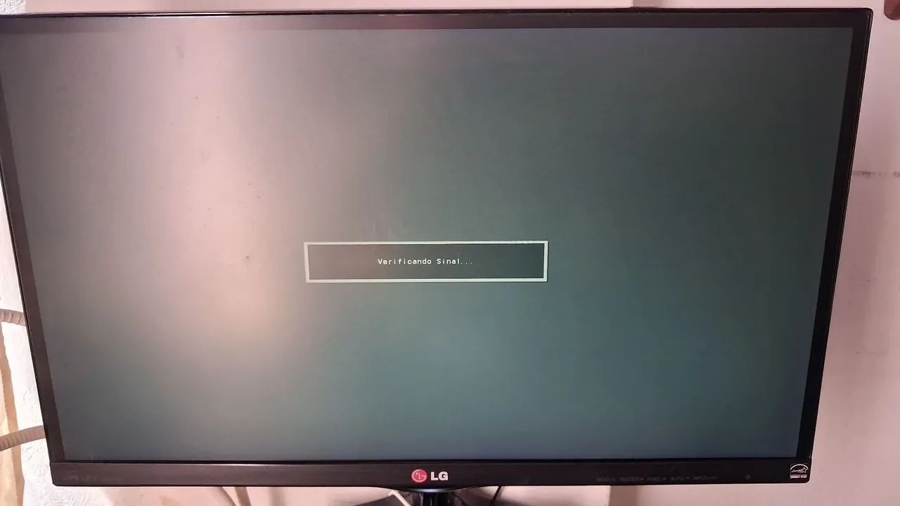 Monitor LG 23" IPS - Foto 2