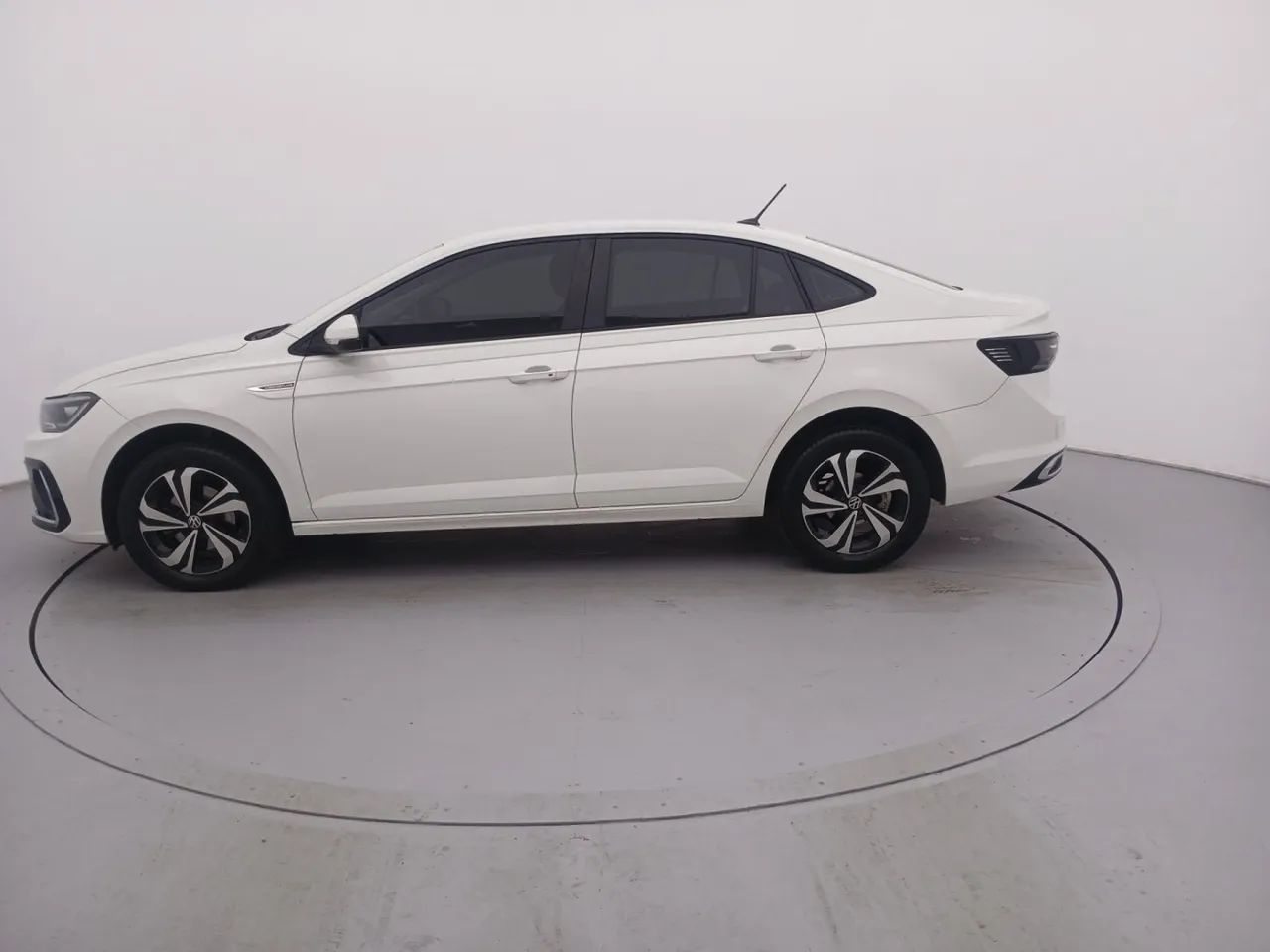 Volkswagen Virtus Comfort. 200 TSI 1.0 Flex 12V Aut, foto 2 de 18