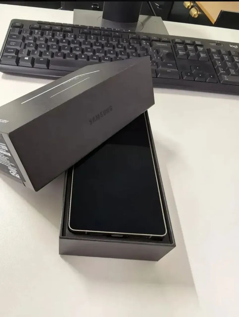 Samsung S25 Ultra 256gb - Foto 2