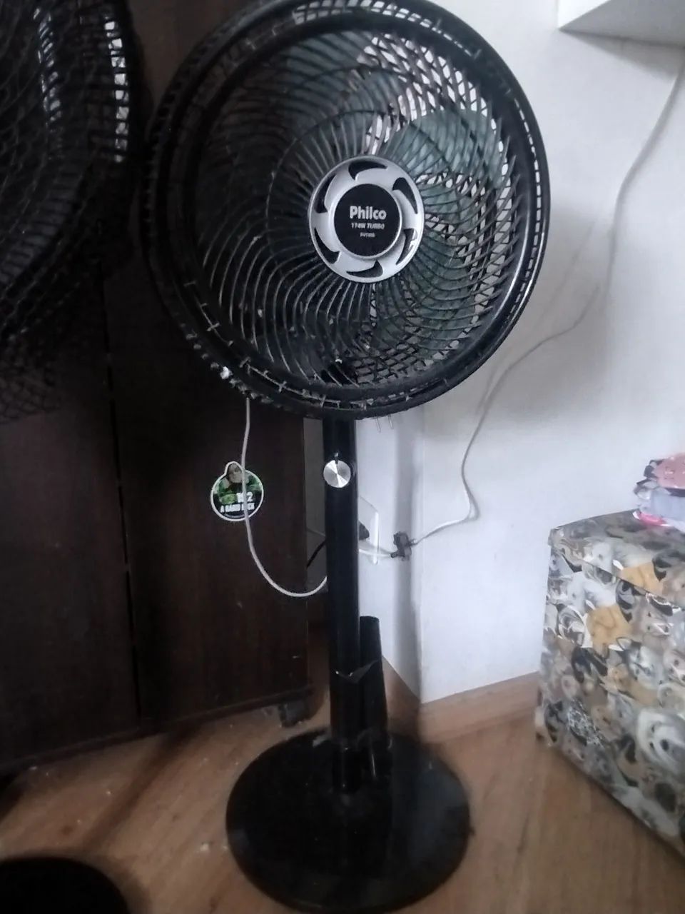 Ventilador Philco torre com defeito