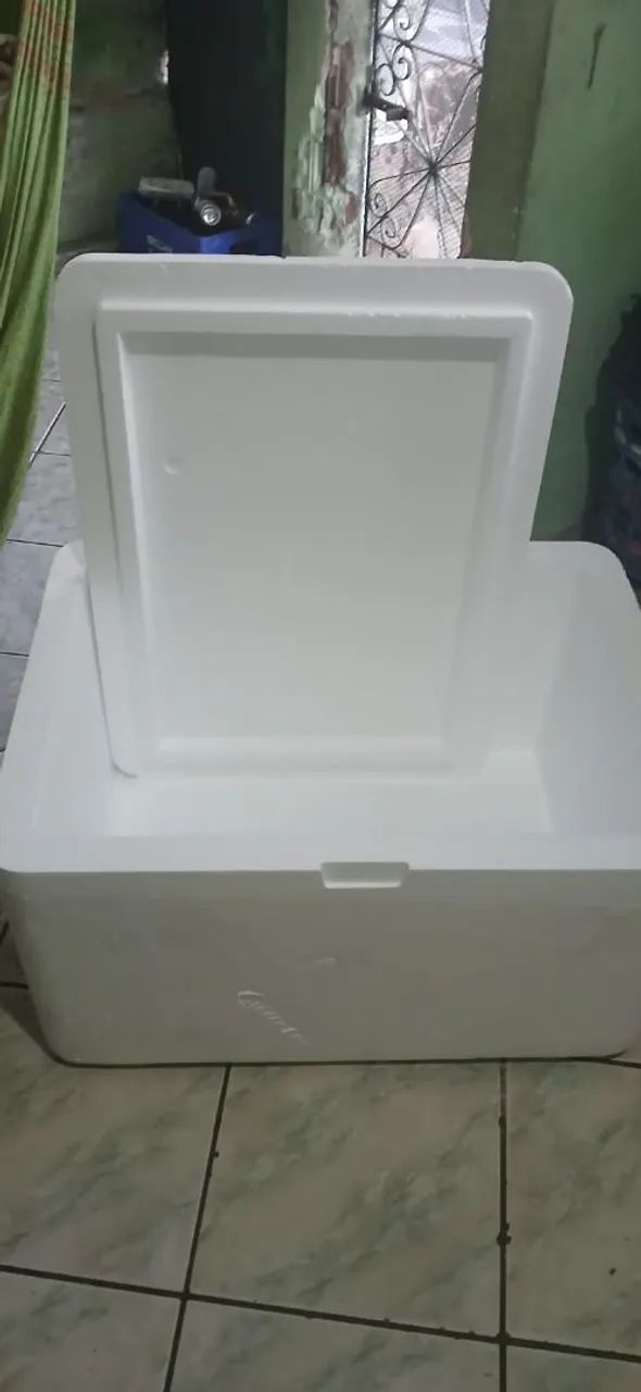 2 isopor de 150 litros 