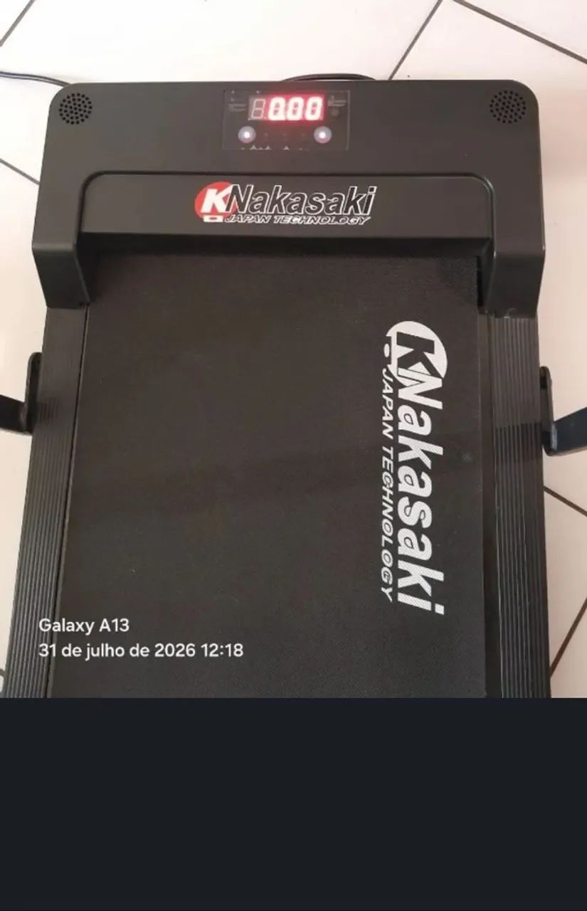 VENDO ESTEIRA SEMI NOVA AUTOMÁTICA E BIVOLT - Foto 3