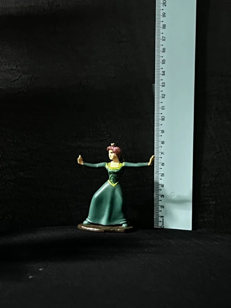 Boneca miniatura da Fiona