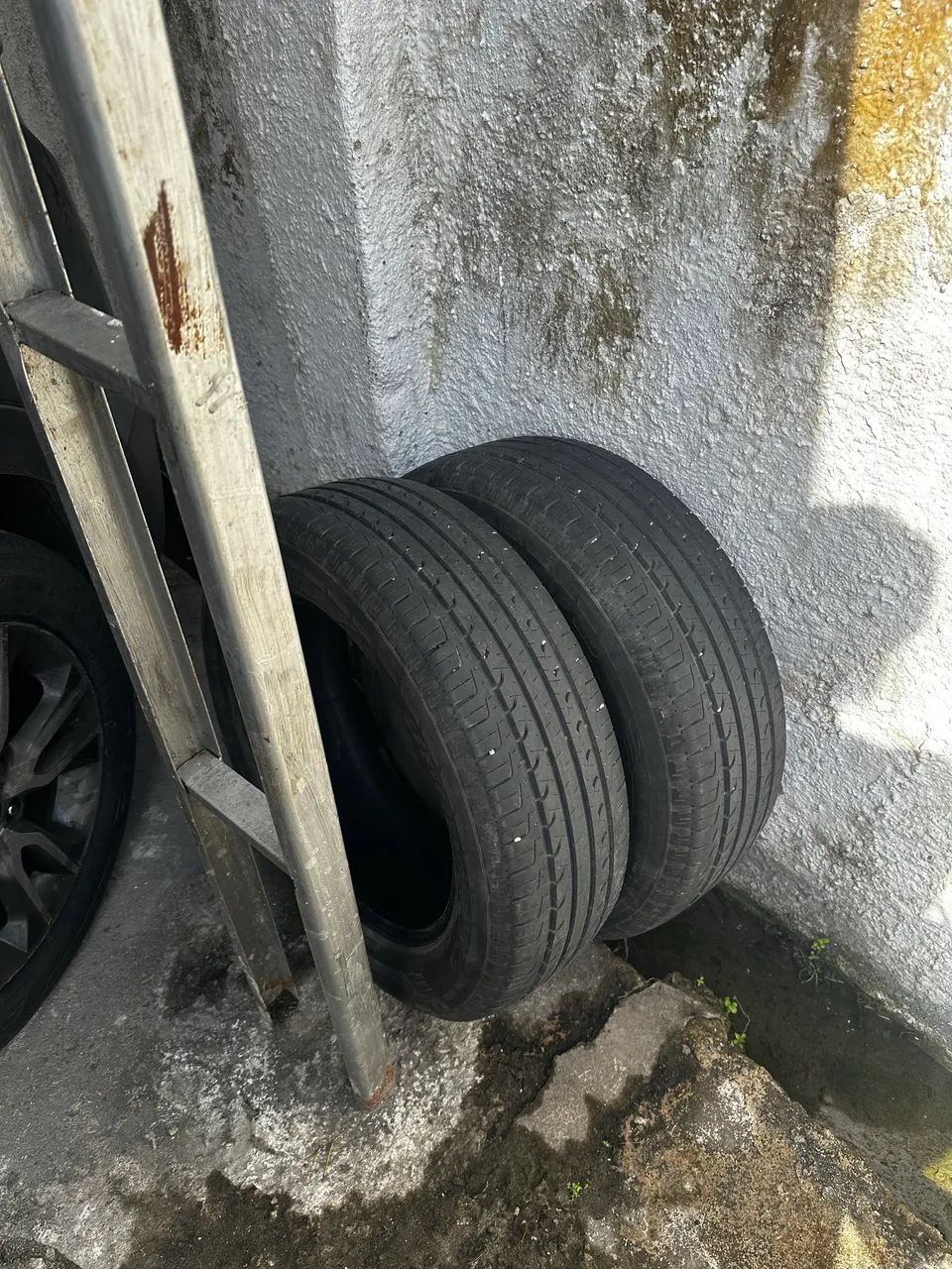 Pneus 215/60r17 Goodyear  - Foto 4