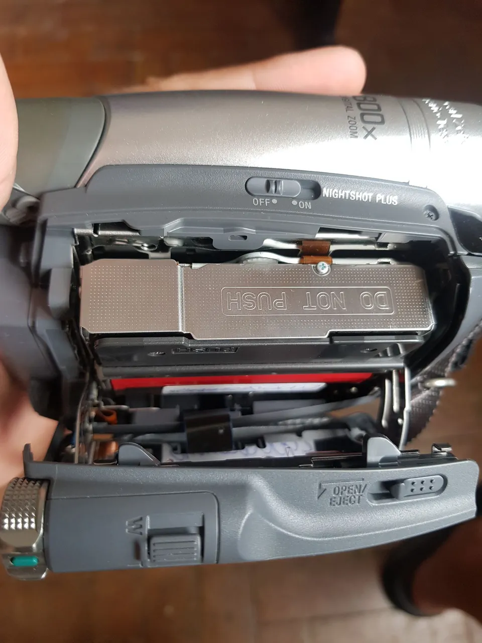Câmera Sony filmadora colorida MOD. CCD TR848 - Câmeras e