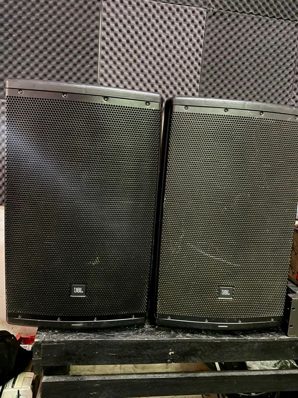 Vendo Par JBL EON 615