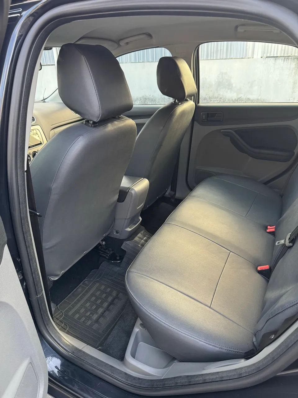 Ford Focus 1.6 S/SE/SE Plus Flex 8V/16V 5p, foto 11 de 18