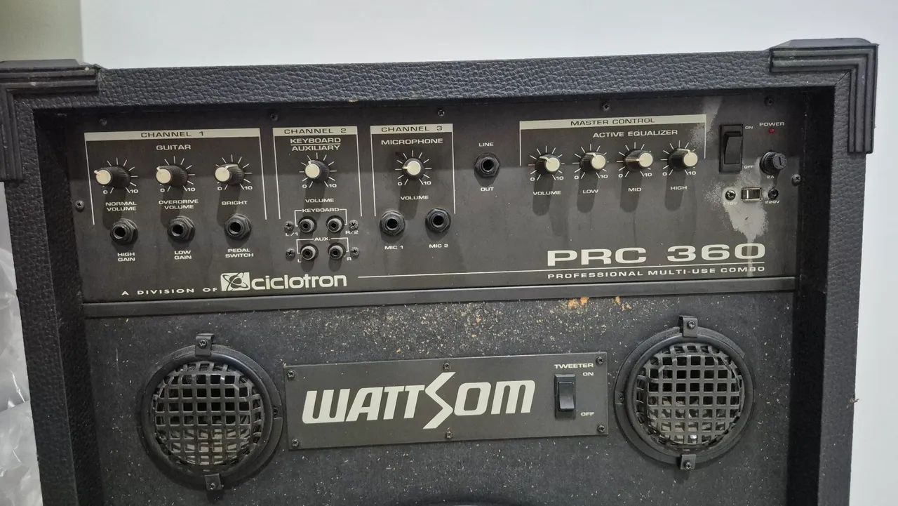 Caixa de som wattson 360-usada