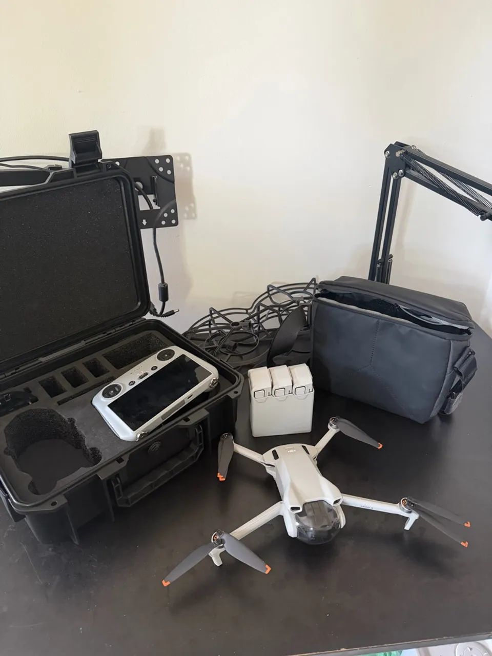 Drone DJI Mini 3 combo Fly More  - Foto 2
