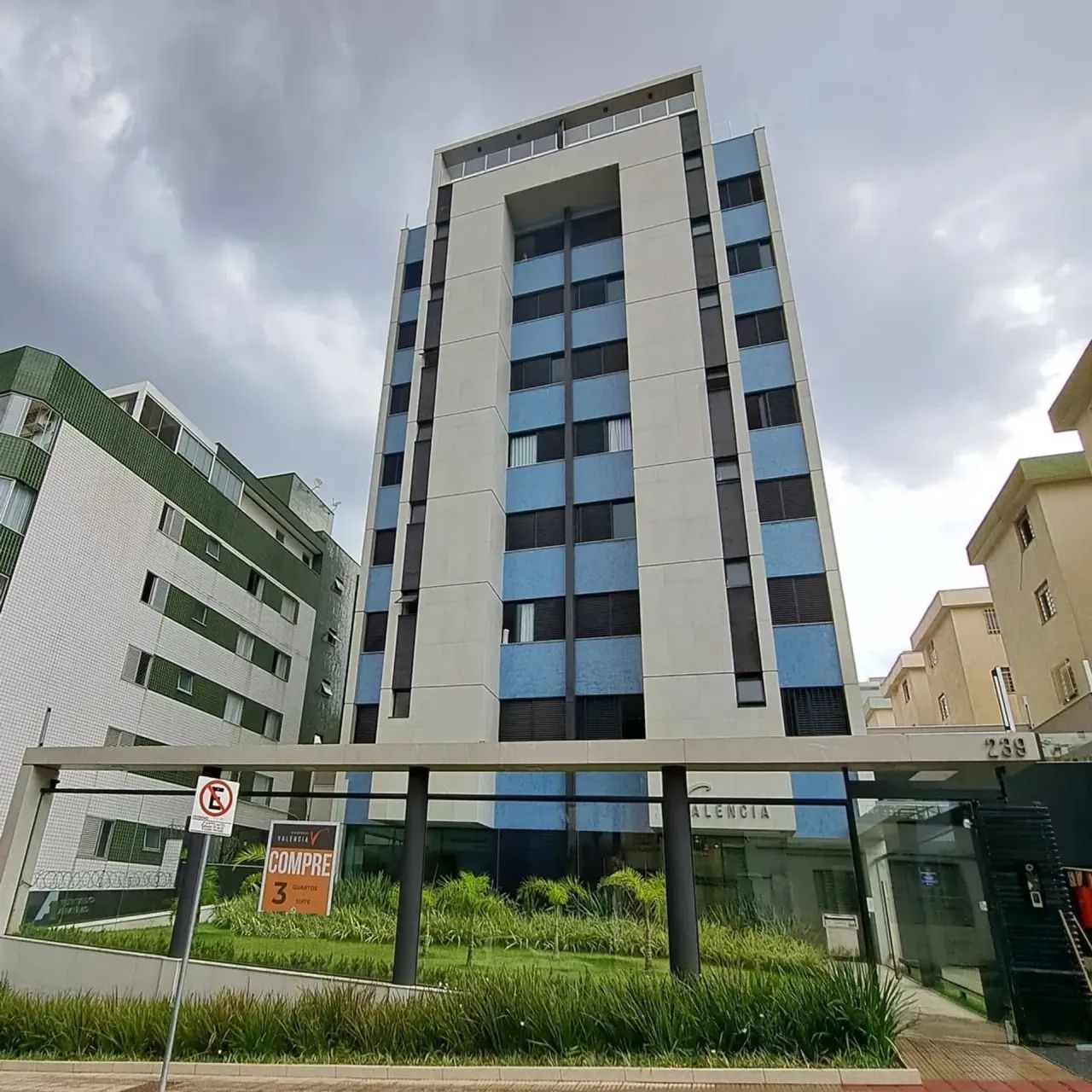 Ótimo padrão, 3 quartos, 3 vagas de garagem - Foto 5