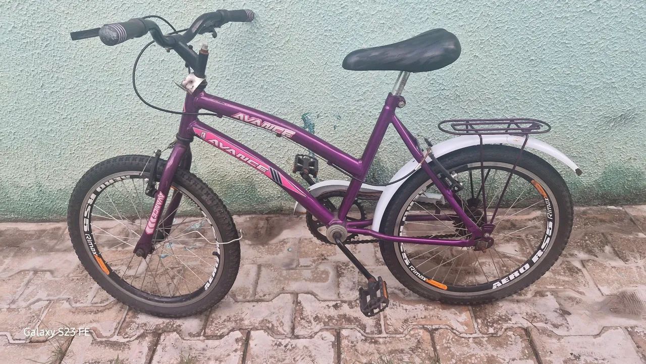 Bicicleta aro 20 ótimo estado roda aero - Foto 4