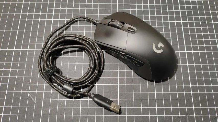 Mouse com fio Logitech G403 RGB - Foto 2