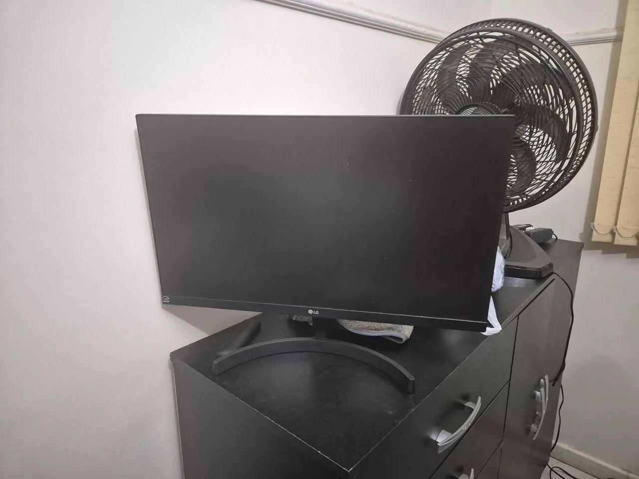 monitor LG 24ml500