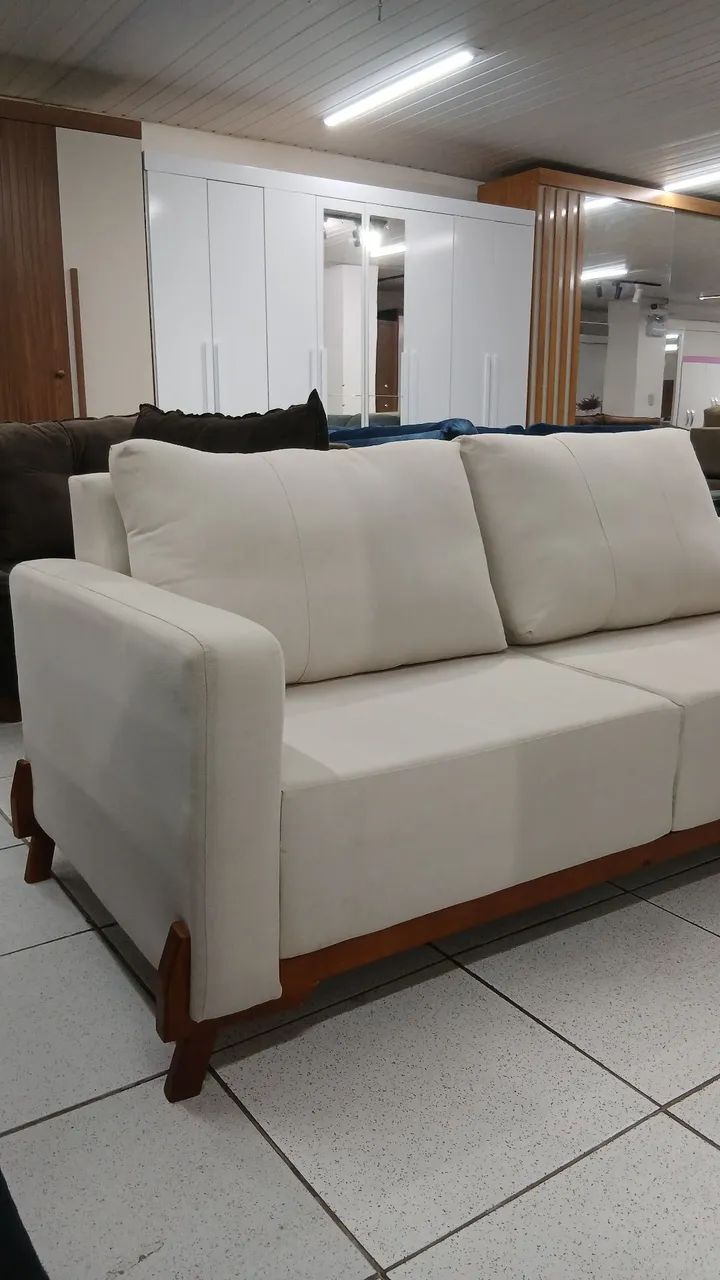 Sofá fixo todo no linho com 2m de largura  - Foto 2