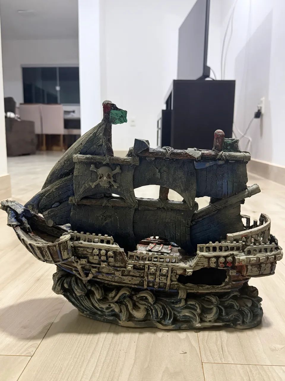 Decoração para Aquário - Barco Resinado ? 