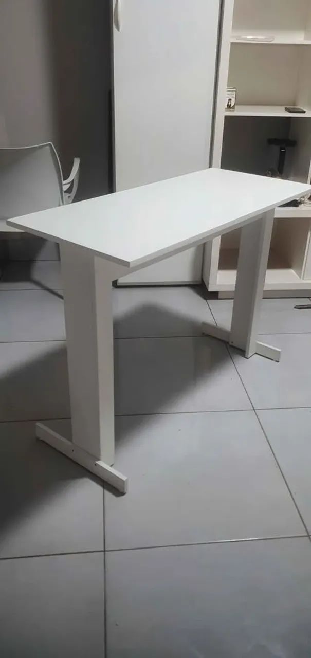 Mesa escrivaninha
