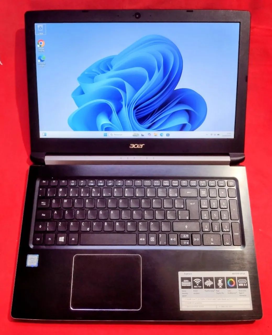 * Notebook i5 7°Ger. C/SSD BATERIA ÓTIMA *
