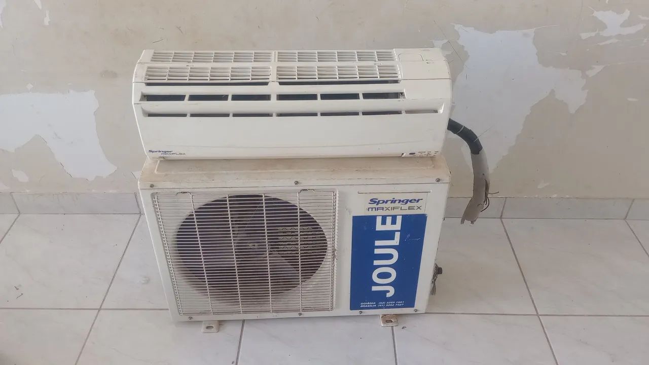 Ar condicionado 12000 btus.