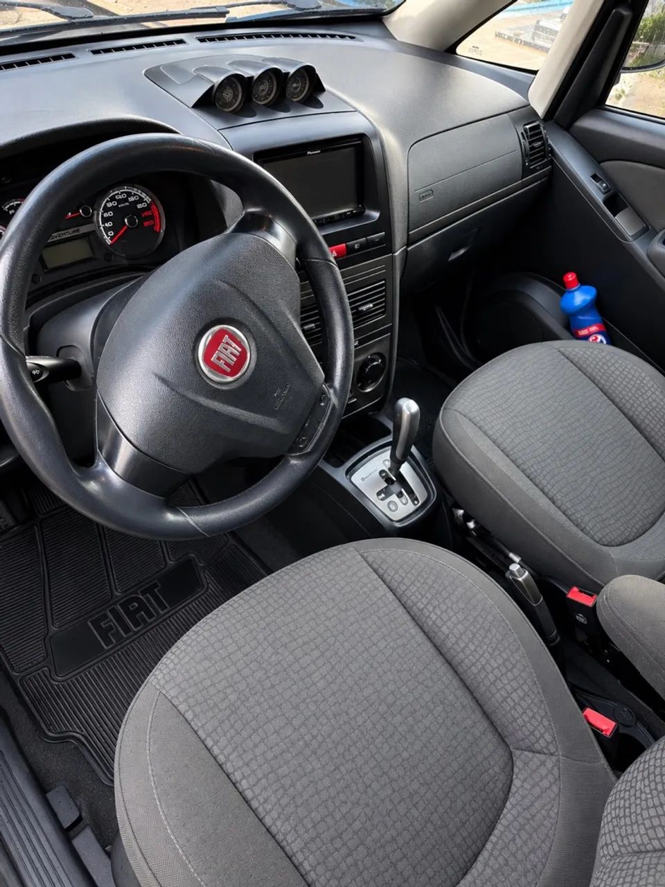 Fiat Idea Adv./ Adv.lock.dualogic 1.8 Flex 5P 2011 - Foto 4