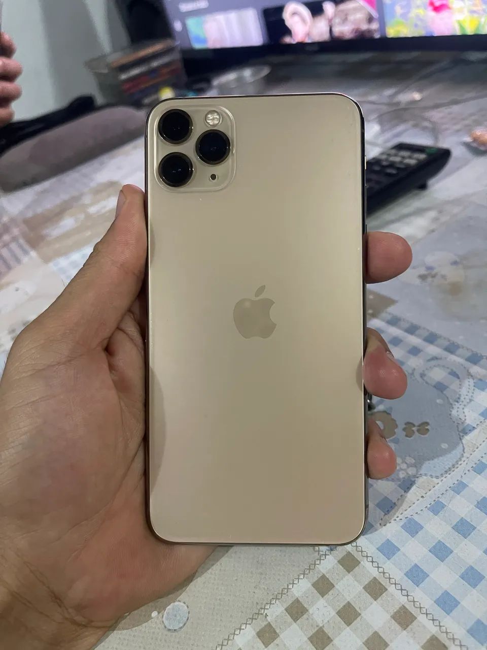 iPhone 11 Pro Max 64Gb dourado - Foto 4