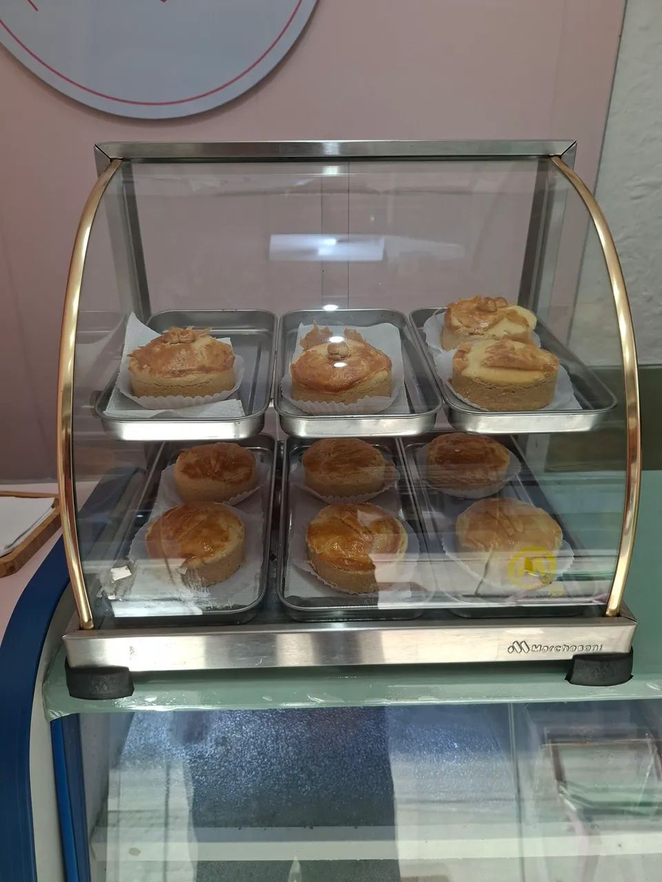 Balcão e estufa 