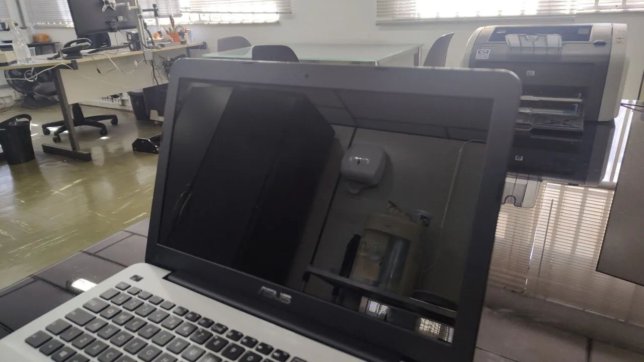 Notebook Asus X555l para retirada de peças - Foto 5