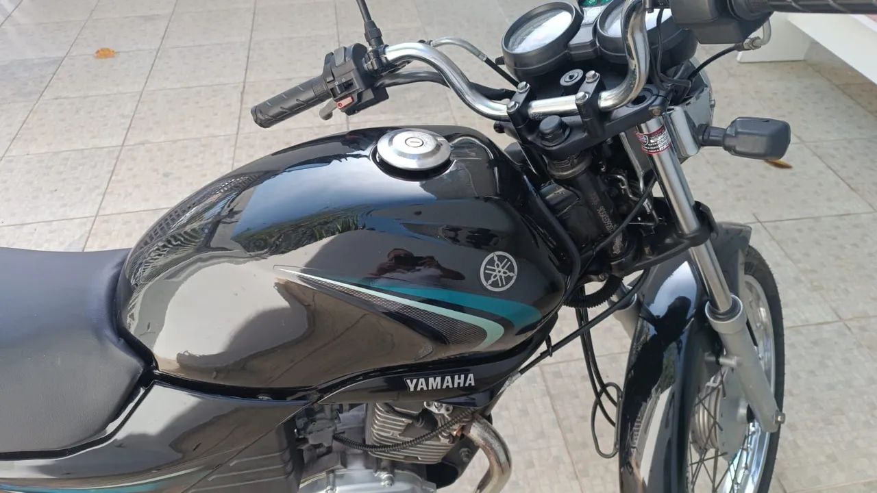 YBR 125 - Foto 2
