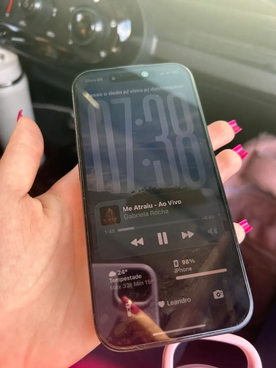 iPhone 16 