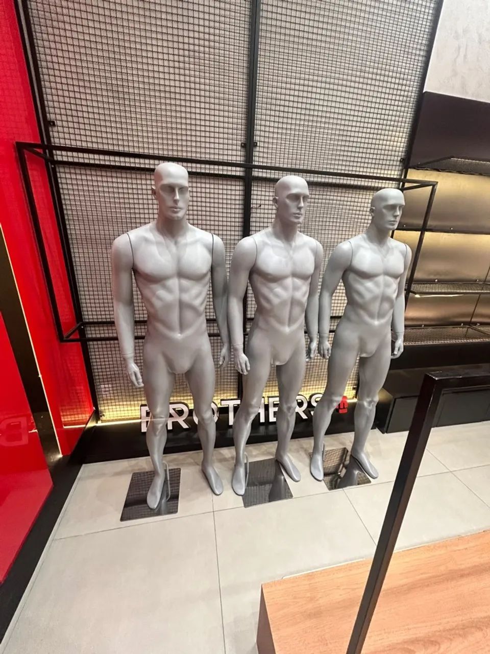 Manequim de Fibra Masculino