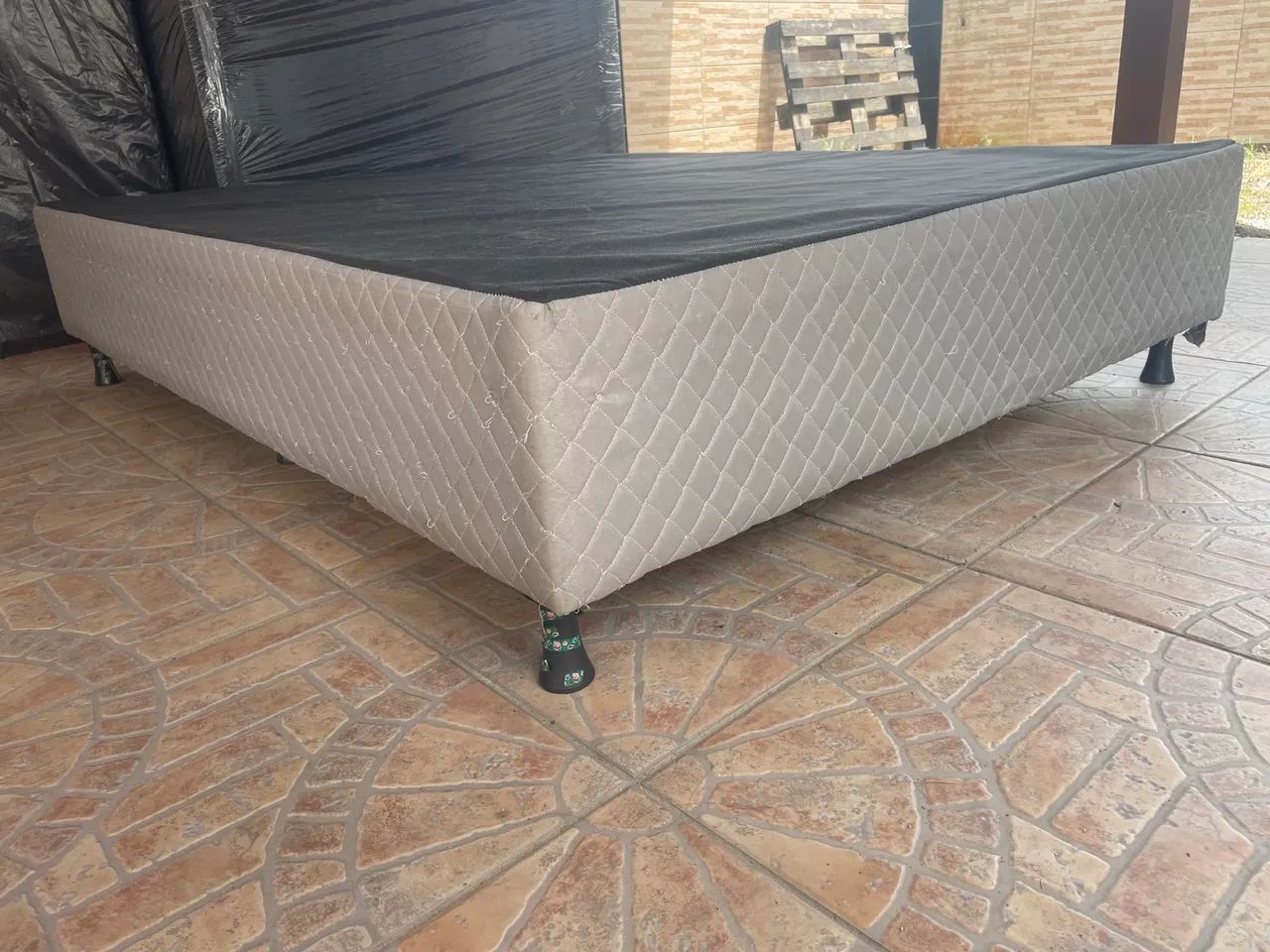 Double bed base65115876518786123