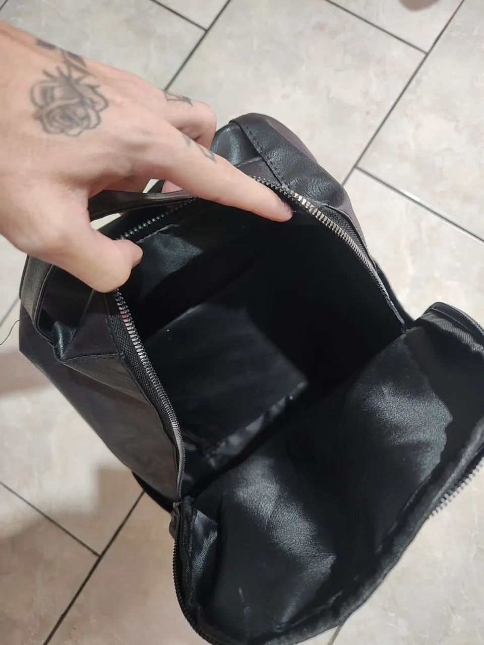 Mochila shark preta bape - Foto 5