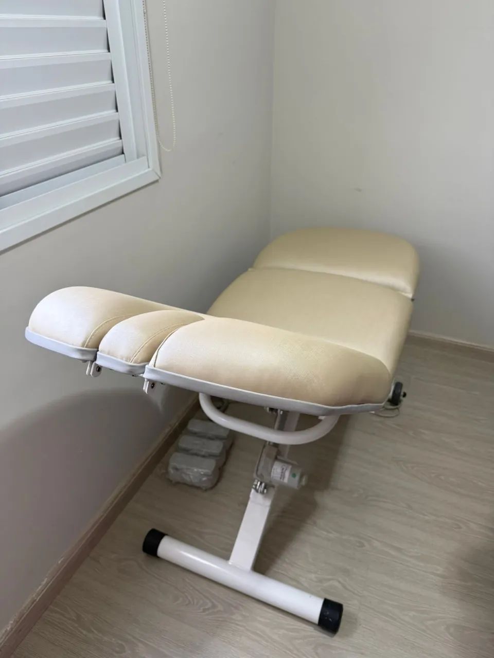 Maca/Cadeira Elétrica Profissional - Nunca Utilizada (Estado de Nova) - Foto 4