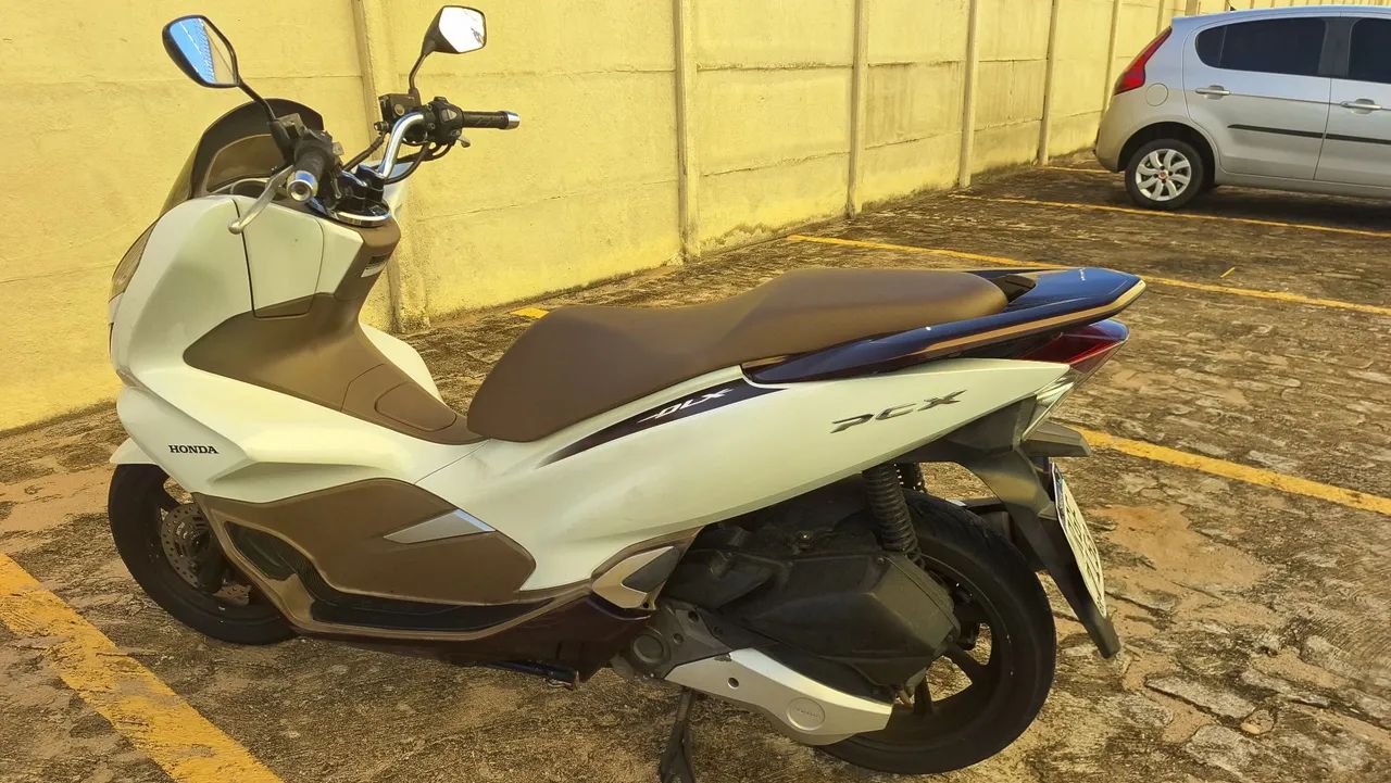 PCX 2021 DLX  - Foto 2
