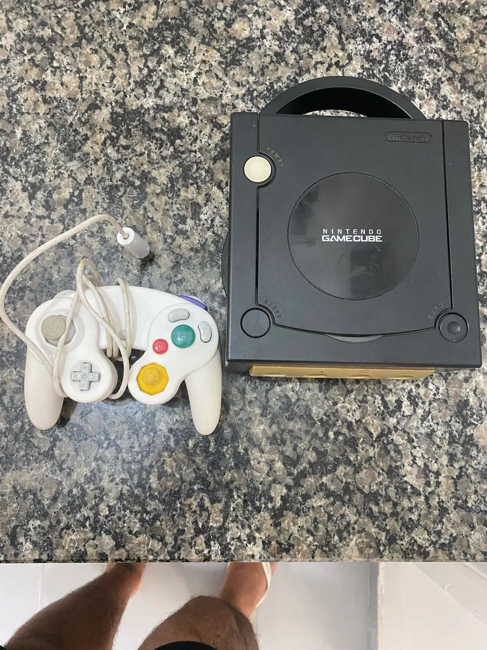 Gamecube (LEIA DESCRIÇÃO)