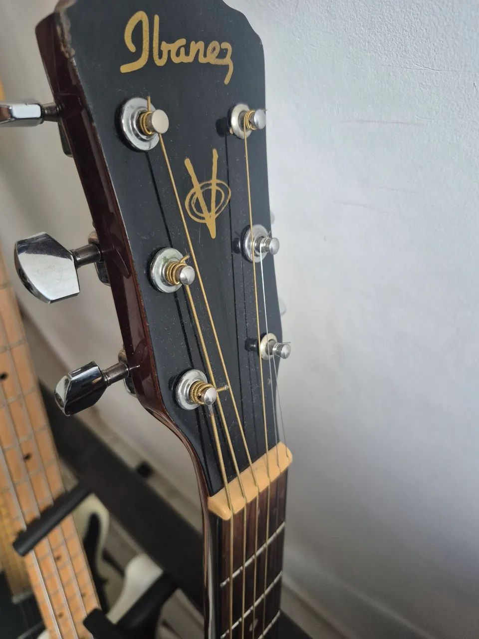 Violão IBANEZ com captação FISHMAN. - Foto 2