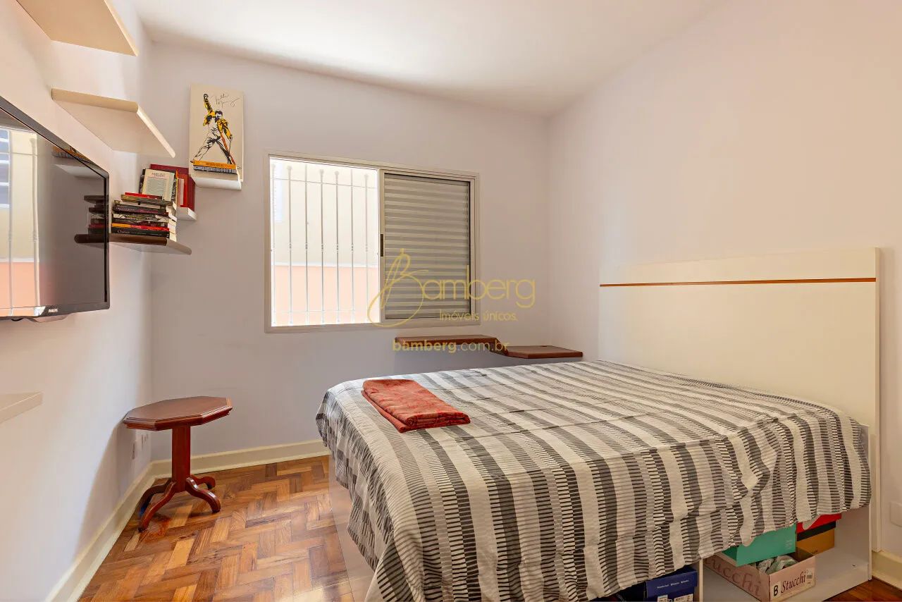 Casa térrea com ambientes amplos totalmente reformada. - Foto 14