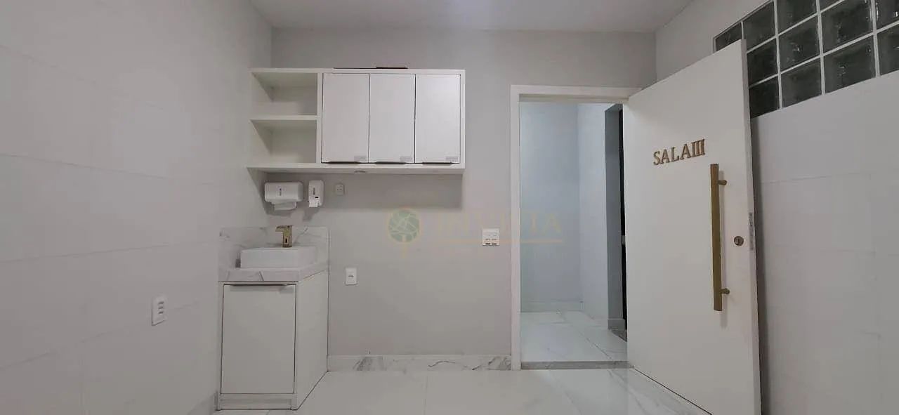 Sala Comercial com 30 m² para Alugar no bairro Itaguaçu, em Florianópolis. - Foto 5