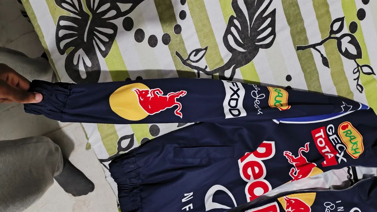 Jaqueta Fórmula 1 Red Bull - Foto 3