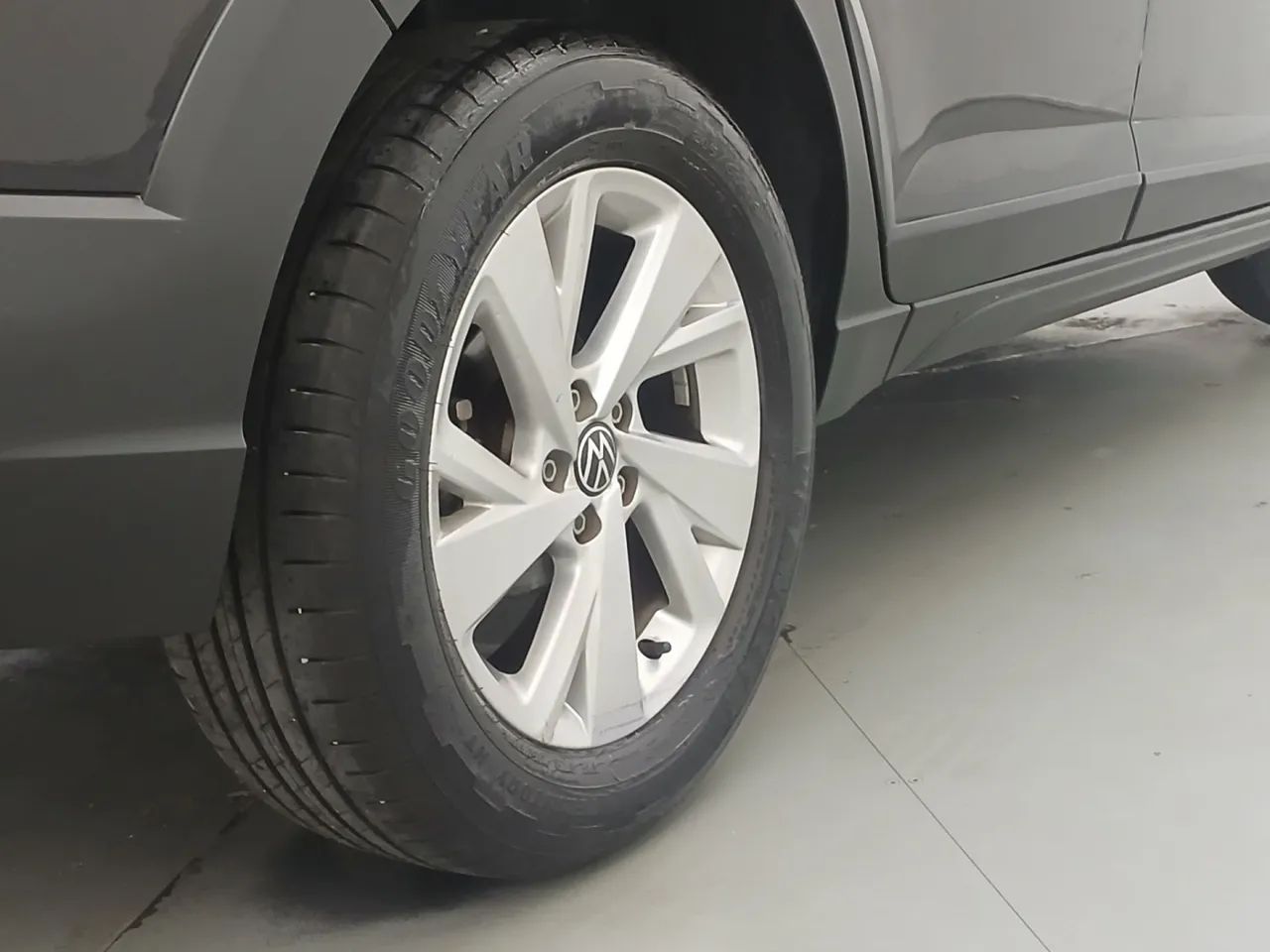 Volkswagen Nivus Comfortline 1.0 200 TSI Flex Aut., foto 14 de 18