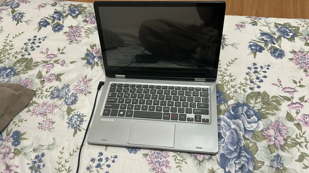 VENDO COMPUTADOR 