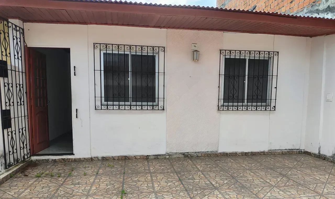 Aluga-se Casa no  Conjunto Satélite