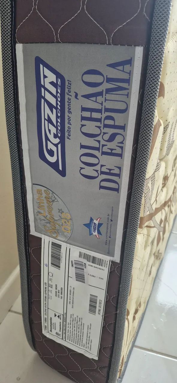 Colchão solteiro D28 de espuma pouco uso.  - Foto 5