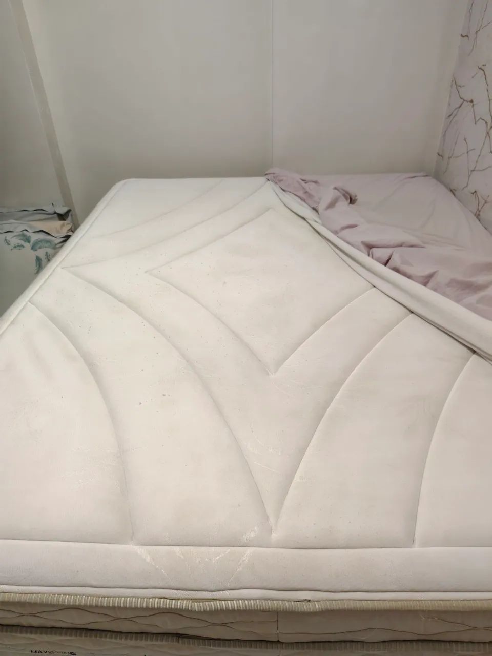 Cama queen