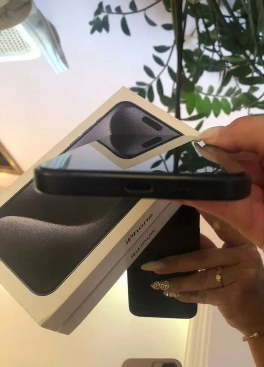 iphone 15 Pro Max seminovo - Foto 5