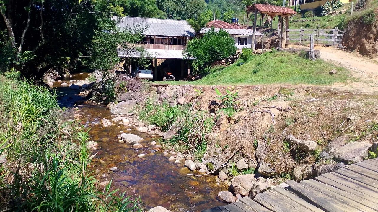 Vendo sítio com casa em anitápolis estrada geral Rio da Prata  - Foto 4