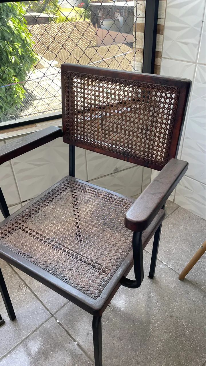 Cadeira de palhinha (telinha) retrô 